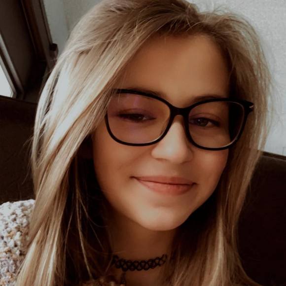 mayaxx_